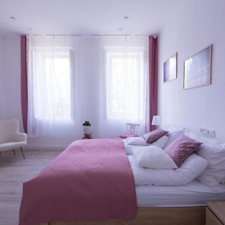 Wagner Villa 902 With Free Private Parking Boedapest Buitenkant foto