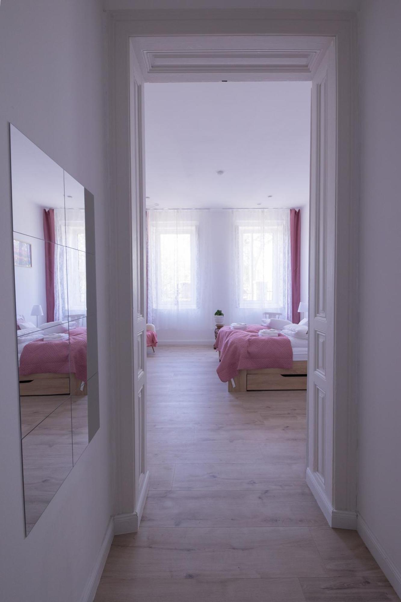 Wagner Villa 902 With Free Private Parking Boedapest Buitenkant foto