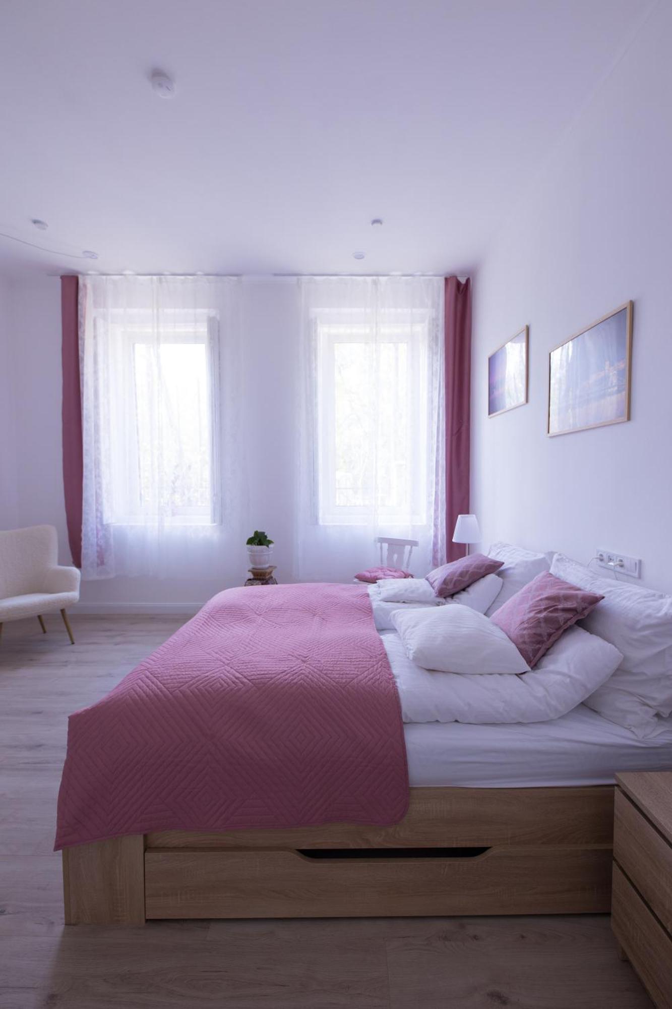Wagner Villa 902 With Free Private Parking Boedapest Buitenkant foto